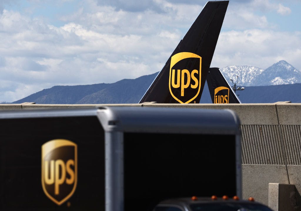 UPS gives up post-earnings gains after Q2 guidance shows tariffs to pressure margins thumbnail