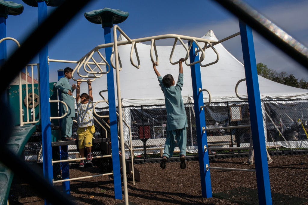 Politicians want to give you money for having kids. They should also consider giving you time. thumbnail