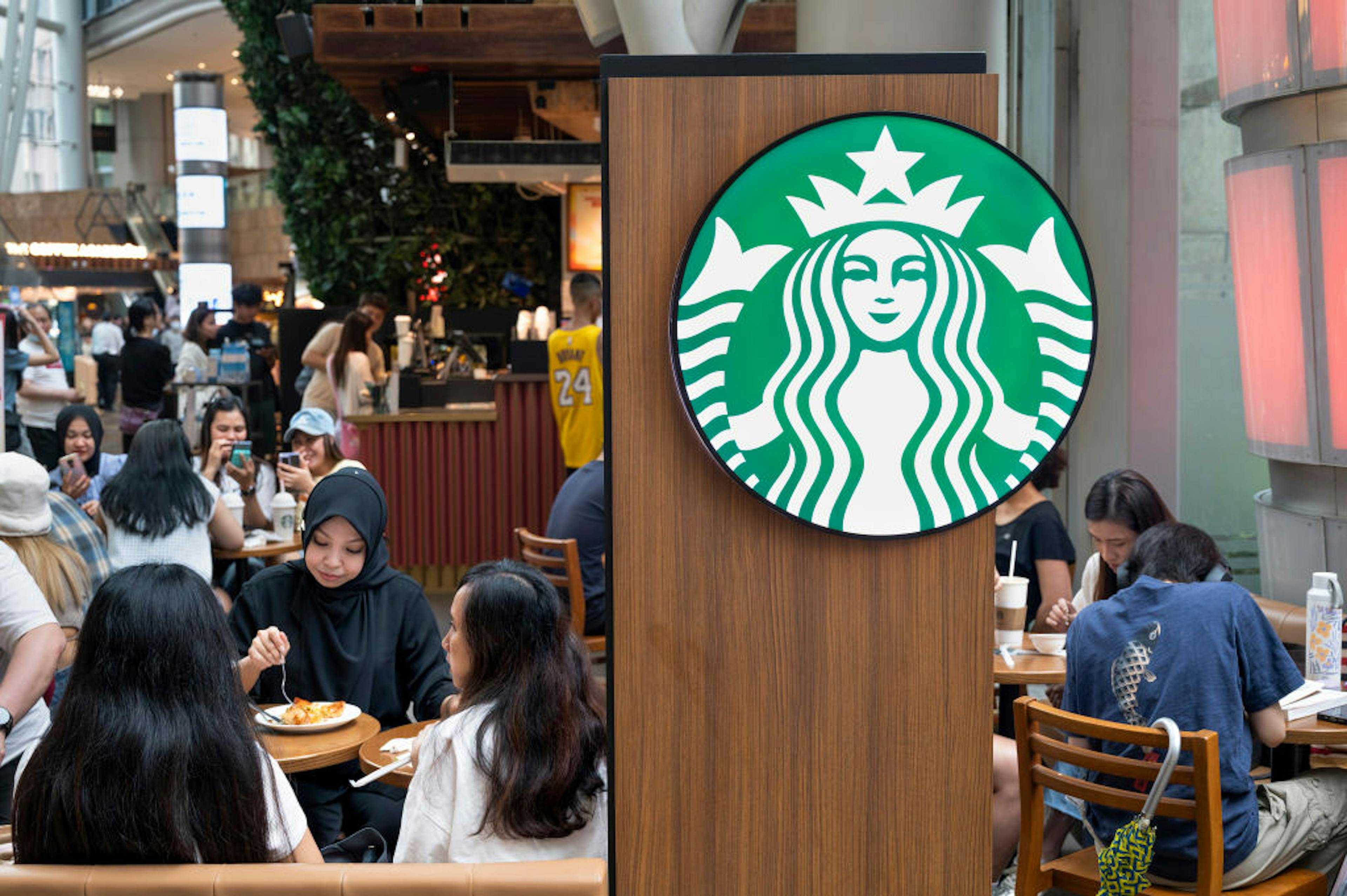 Starbucks customers