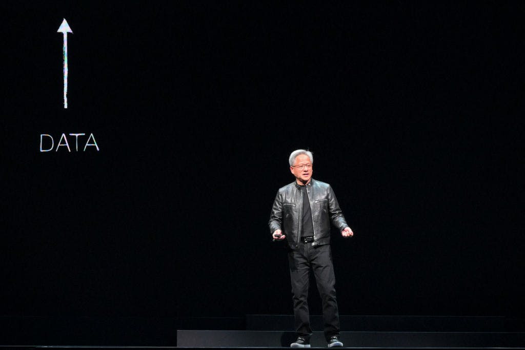 Nvidia overtakes Apple to once again become the most valuable US company thumbnail