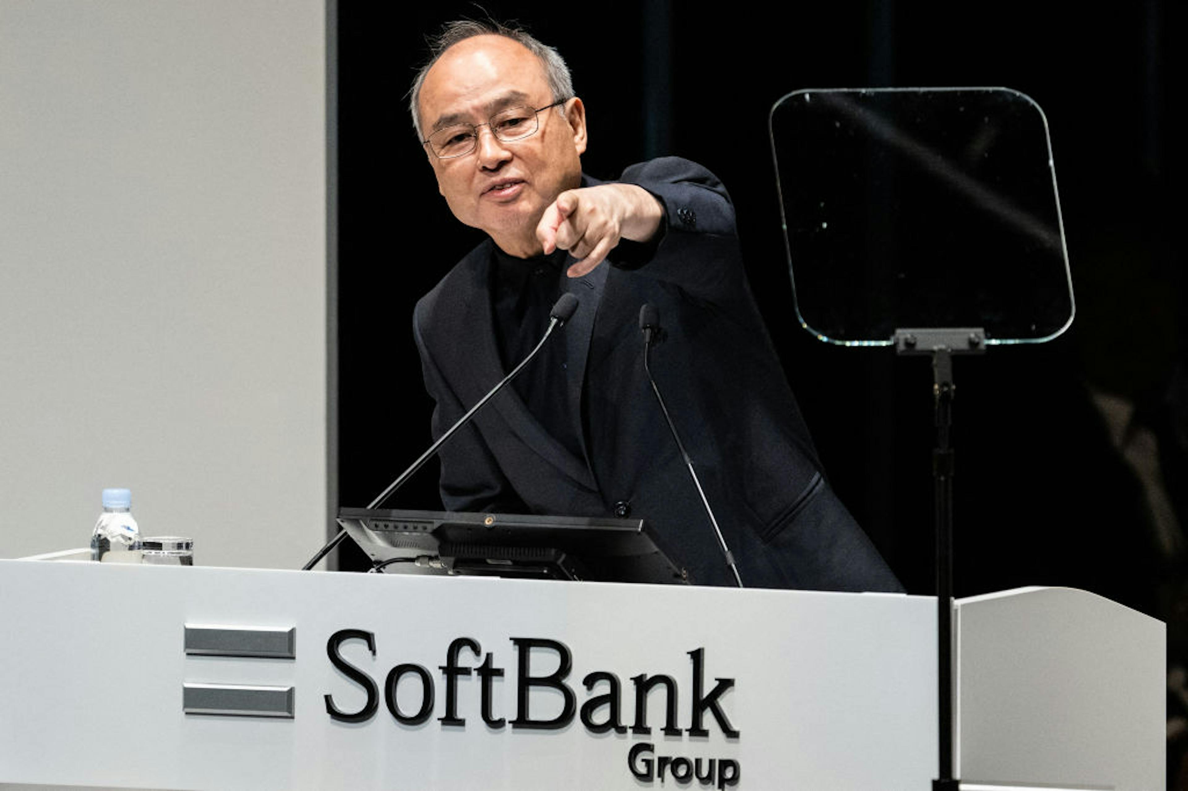 JAPAN-ECONOMY-SOFTBANK-SHAREHOLDERS