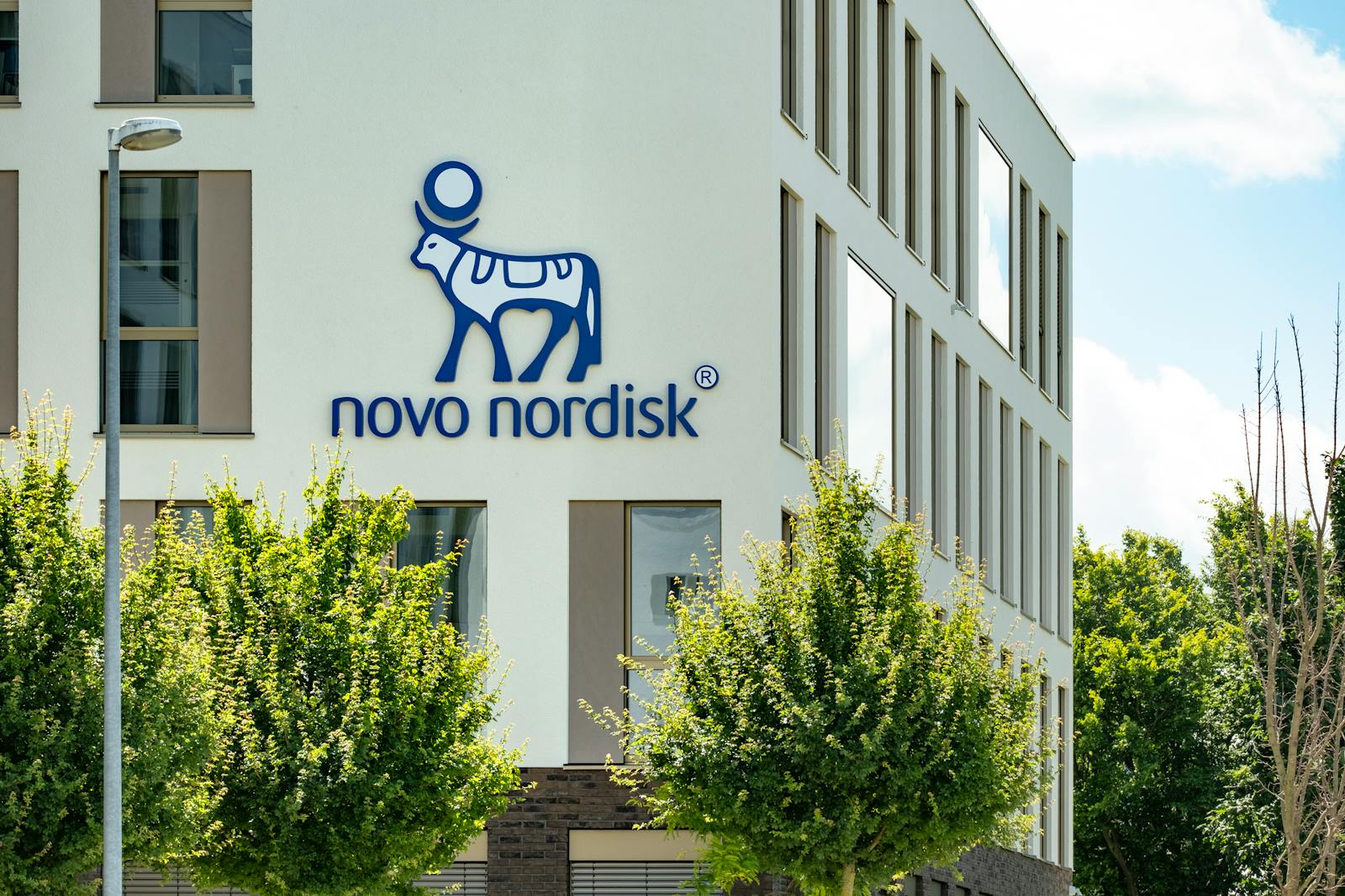Novo Nordisk shares rise as the company expects weight-loss drug competition to subside thumbnail