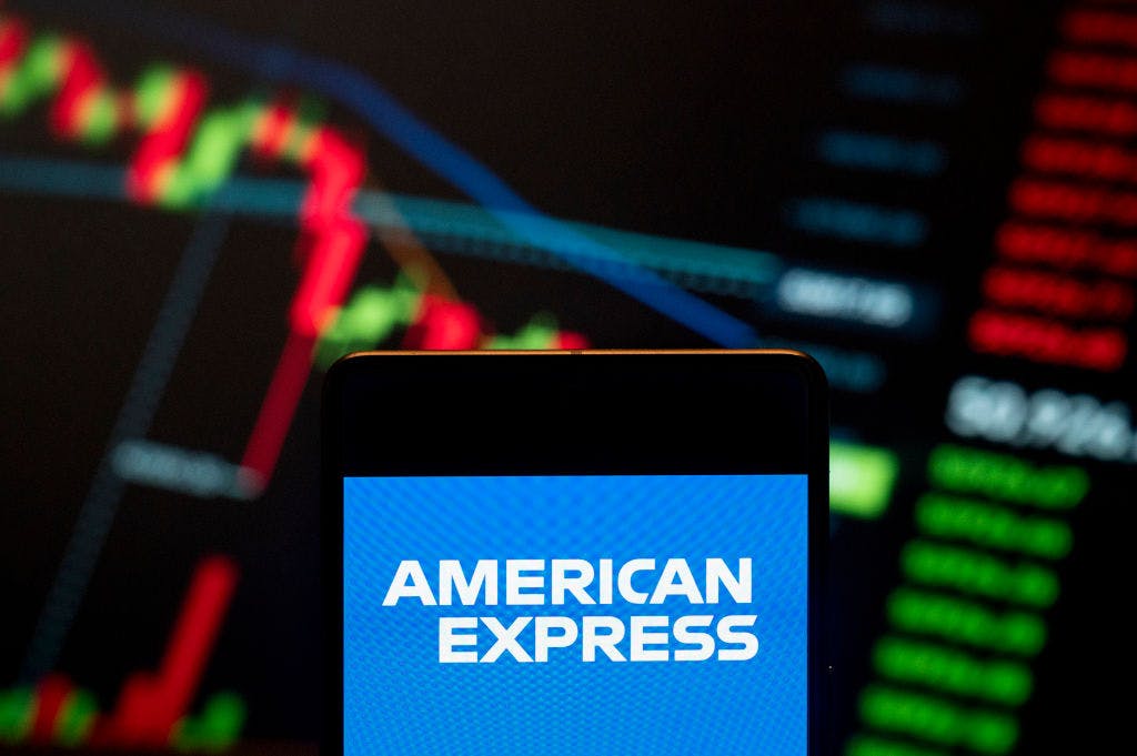 Amex solves their restaurant reservation crisis by buying all the apps  thumbnail