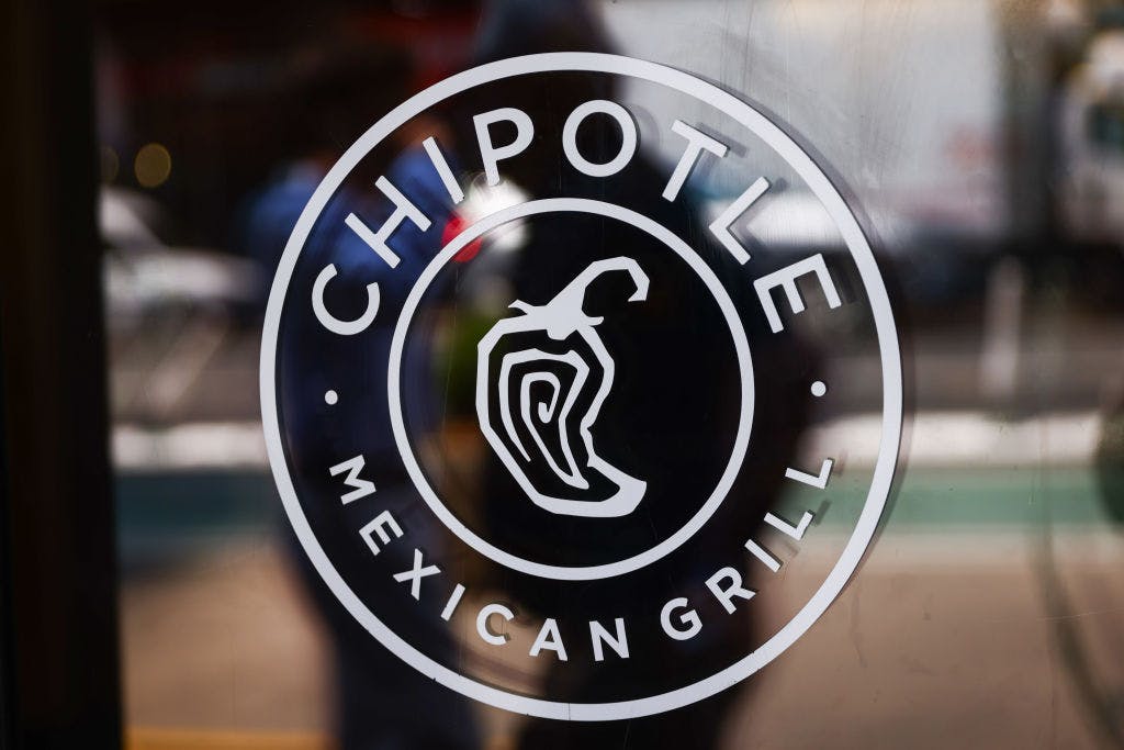 Chipotle falls as same-store sales decline for the first time since 2020 thumbnail