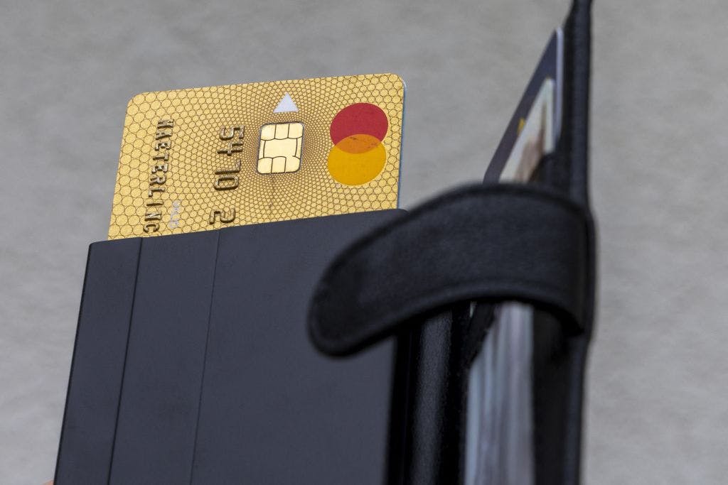 Fiserv, Mastercard jump on stablecoin partnership thumbnail