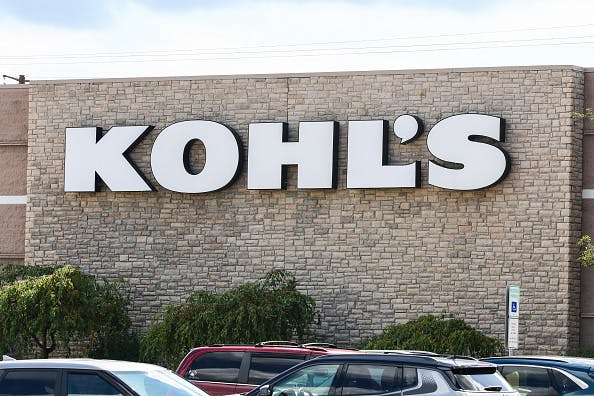  Kohl’s plunges after it posts gloomy earnings and swaps CEOs thumbnail