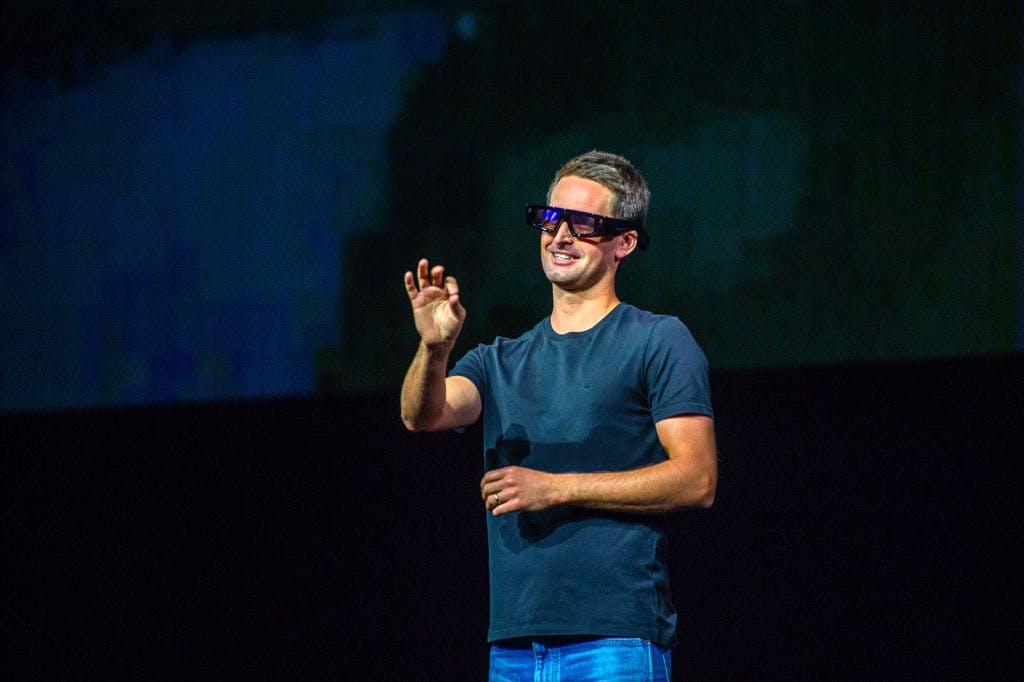Report: Snap seeking $1 billion to finance its AR glasses division in “existential” fundraise thumbnail