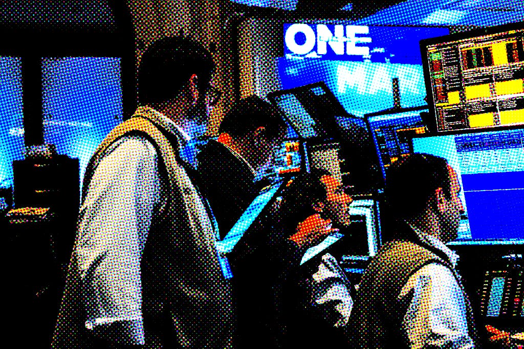 Dow Jumps Over 500 Day After Fed Cuts Rates