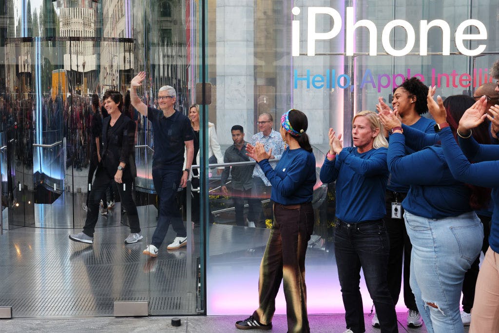 Report: Apple may raise iPhone prices because of tariffs while never saying it’s because of tariffs thumbnail