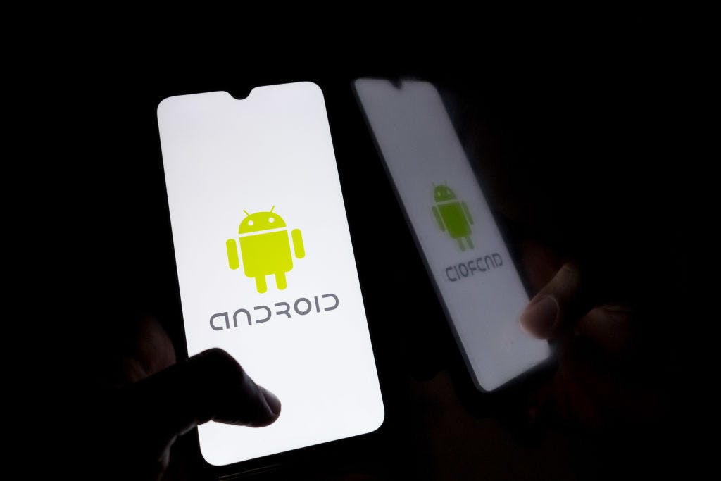 Chipmaker Qorvo tumbles as Android-makers turn to cheaper chips thumbnail