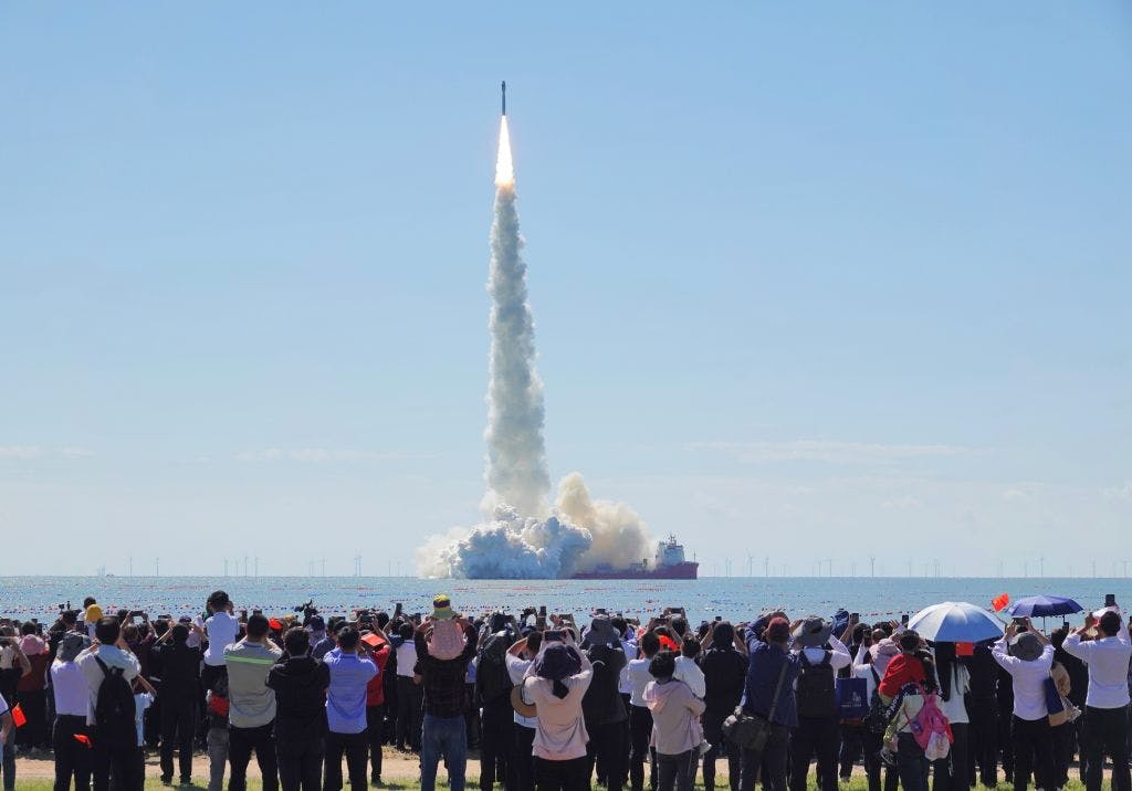 Traders are enthusiastic about Chinese stocks. Their economy? Not so much. thumbnail