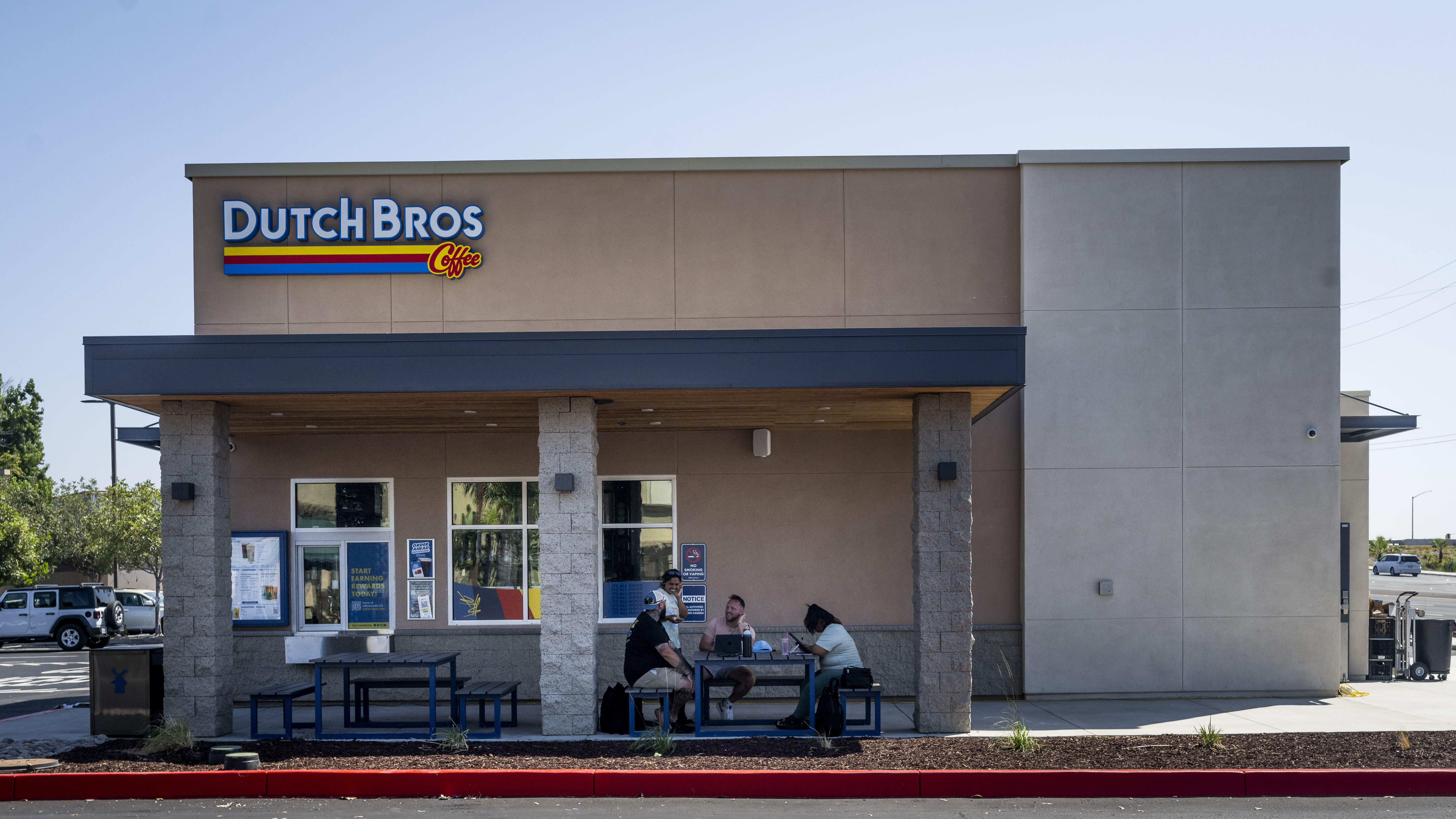 Dutch Bros opens in Southern California