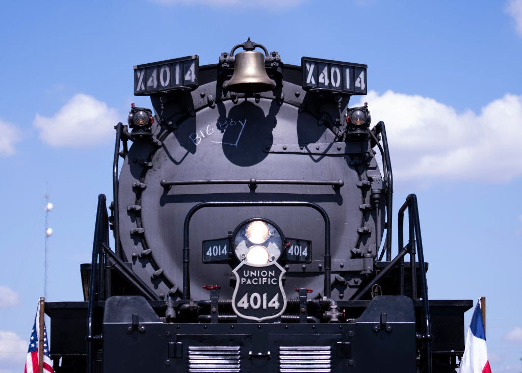 Union Pacific is exploring a bid for Norfolk Southern: WSJ thumbnail