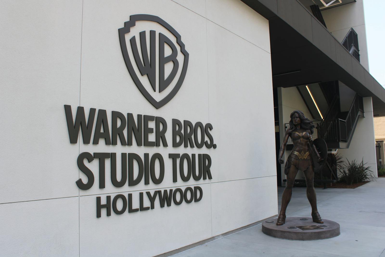 Warner Bros. Discovery jumps after Wells Fargo ups price target on dealmaking buzz thumbnail