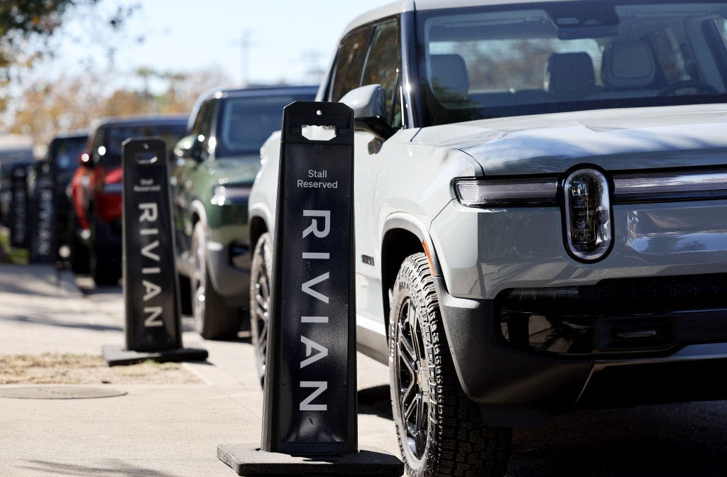 Rivian, Nio climb amid increased investment from Swiss bank and growing robotaxi hype thumbnail