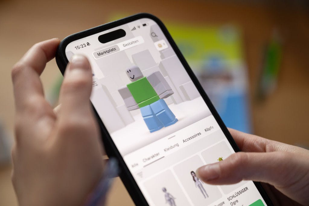 Roblox’s garden continues to grow as analysts significantly hike their price target thumbnail