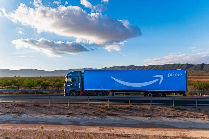 Analysts love Amazon’s same-day grocery expansion thumbnail