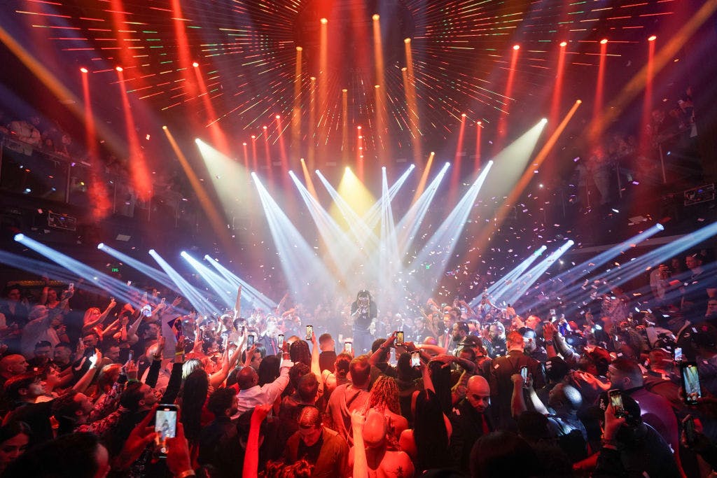 Broadcom joins $1 trillion club as AI revenues spike 220%  thumbnail