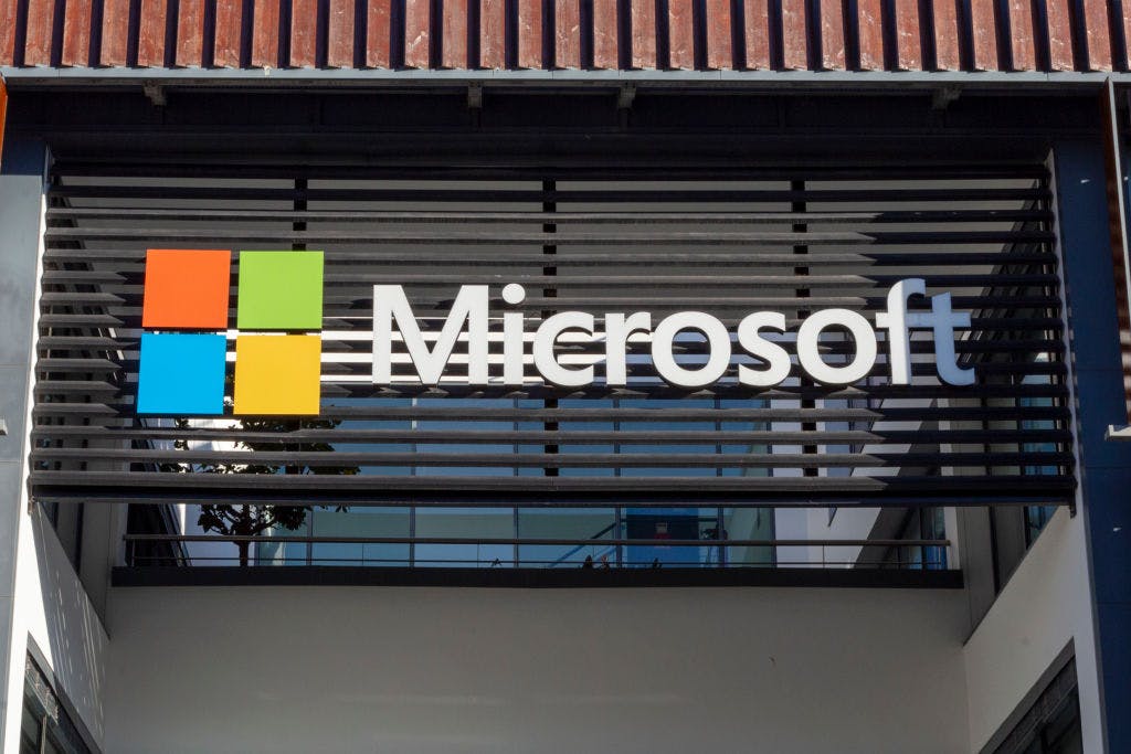 Microsoft tumbled to a 52-week low thumbnail