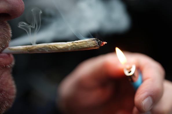 Canopy Growth slips on earnings miss thumbnail