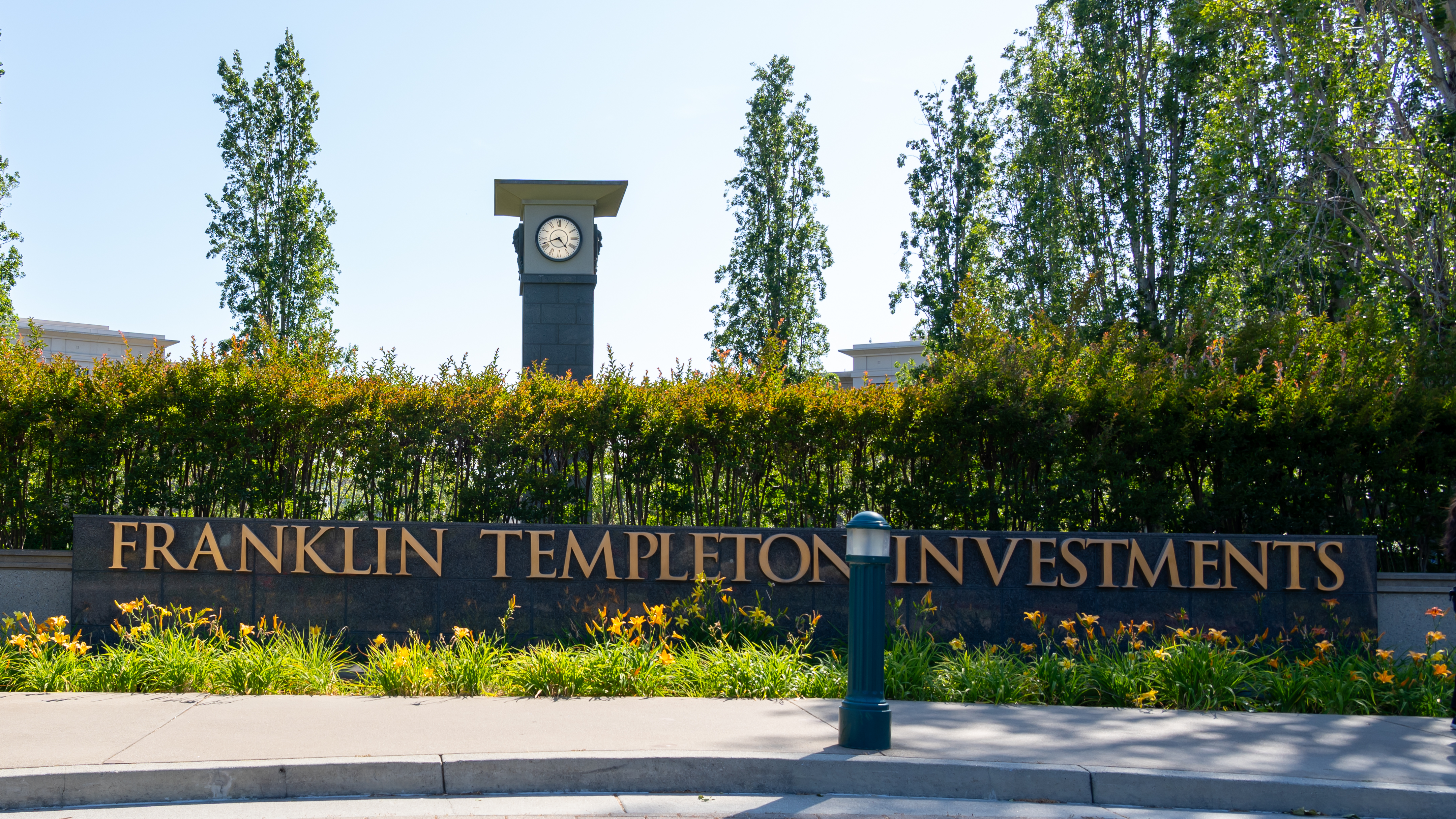 Franklin Templeton enters the solana ETF race - Sherwood News