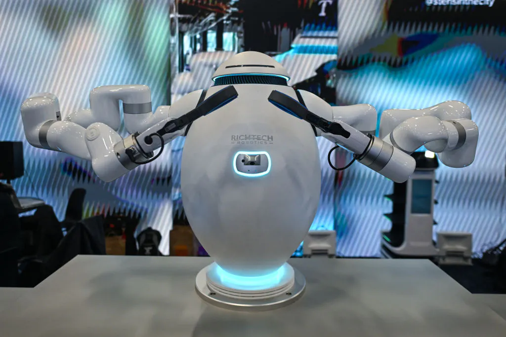 Richtech Robotics soars after announcing partnership with Microsoft to use AI to improve its robots thumbnail