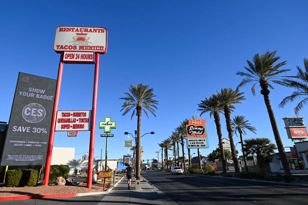 Uber relaunches robotaxi service with Hyundai-backed Motional in Las Vegas thumbnail