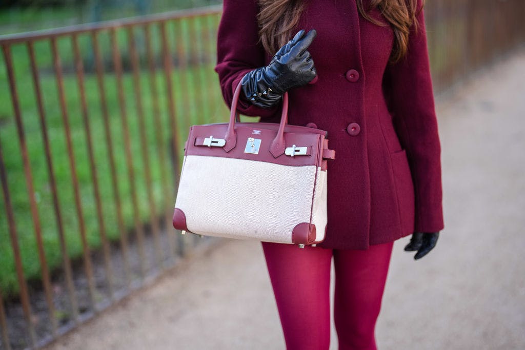 Hermès tops earnings estimates, defying industry slowdown thumbnail