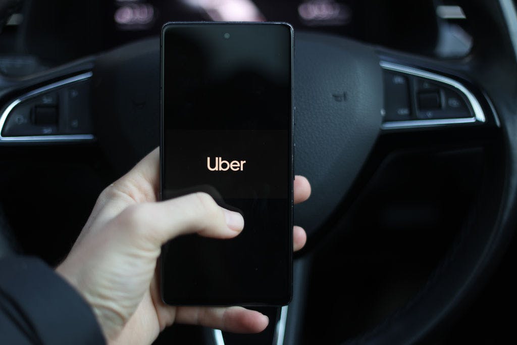 Uber’s self-proclaimed “strongest quarter ever” doesn’t come close to satisfying investors thumbnail