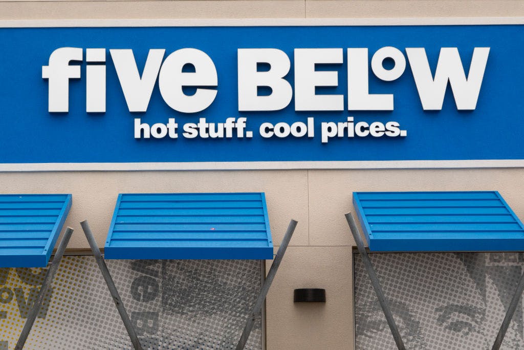 Five Below raises its guidance despite 145% China tariffs, sending shares up thumbnail