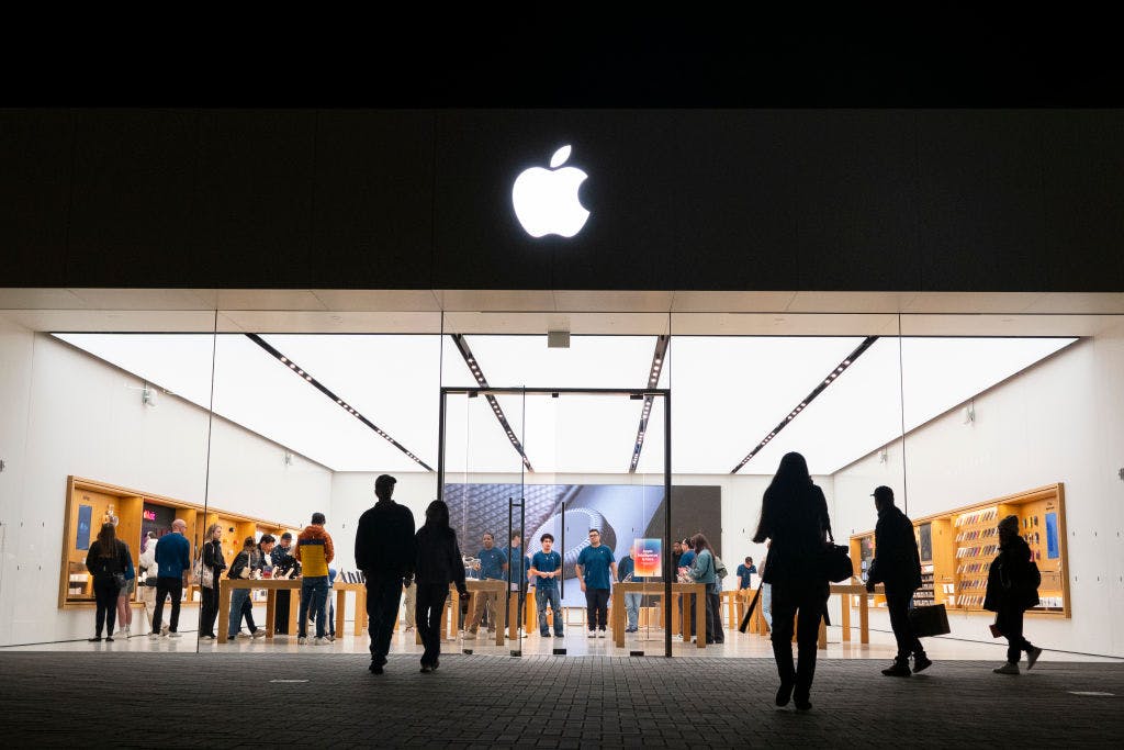 Report: Apple’s App Store revenue rose 11.5% despite Epic Games ruling thumbnail