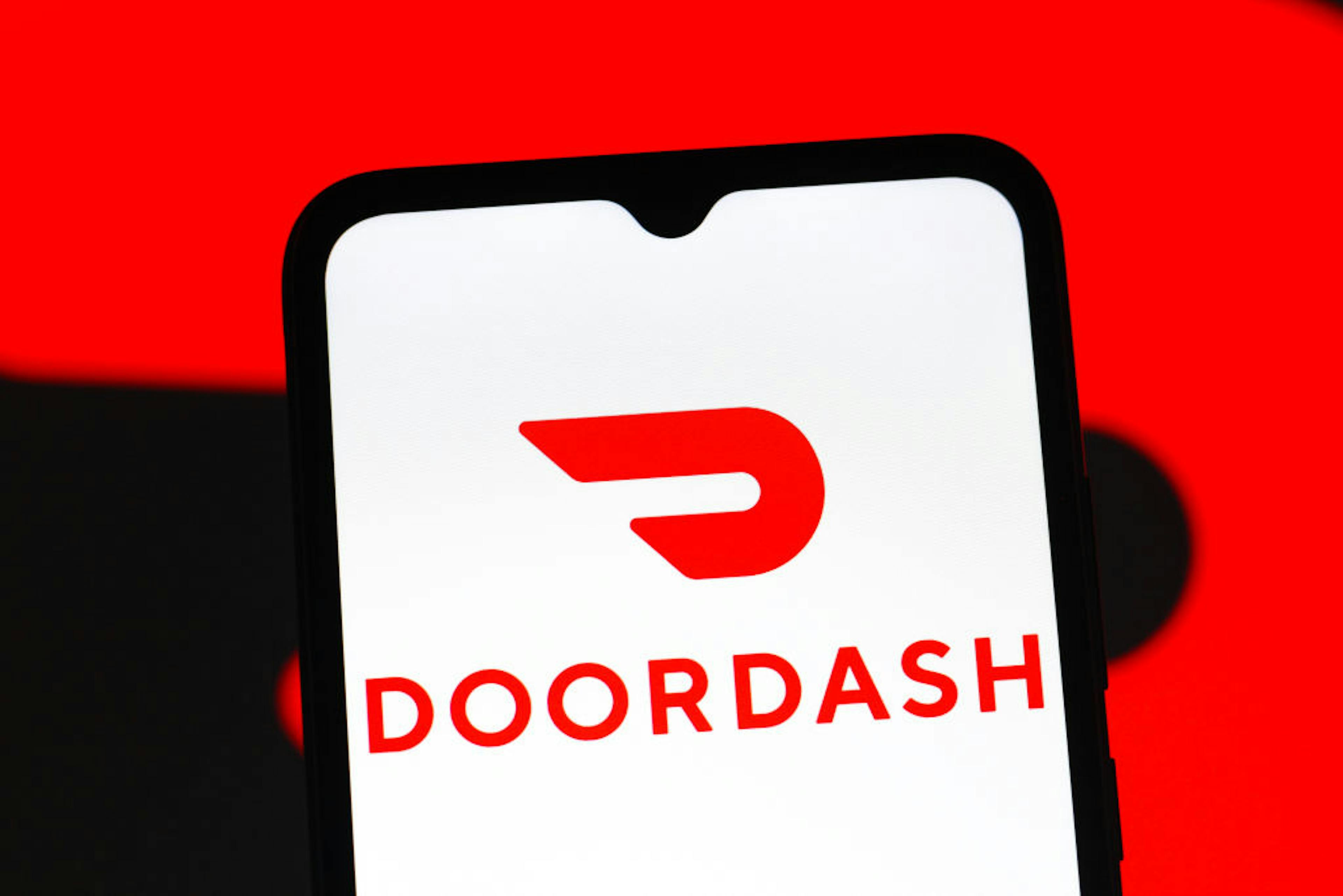 DoorDash logo 