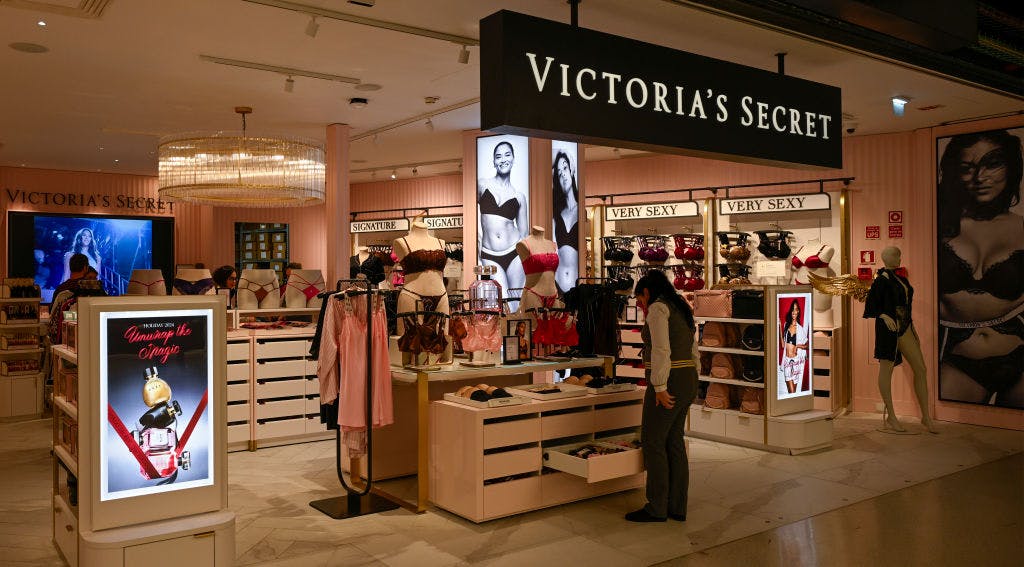 Victoria’s Secret scores first annual revenue growth since its spin-off, but weak sales outlook sinks shares thumbnail