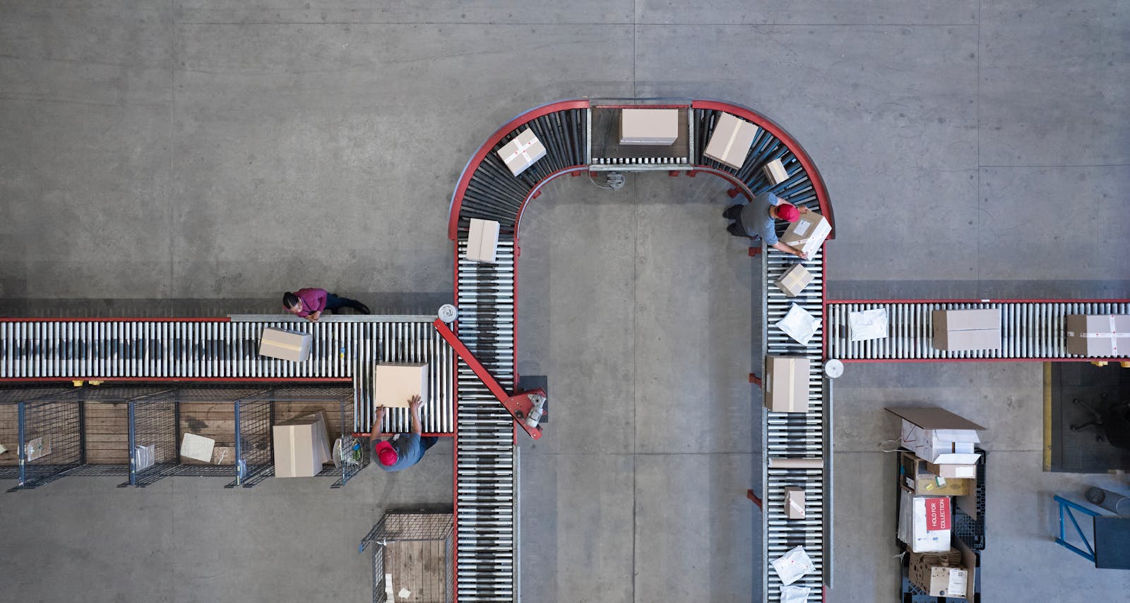  The US is cutting tariffs on small parcels from China from 120% to 54% thumbnail