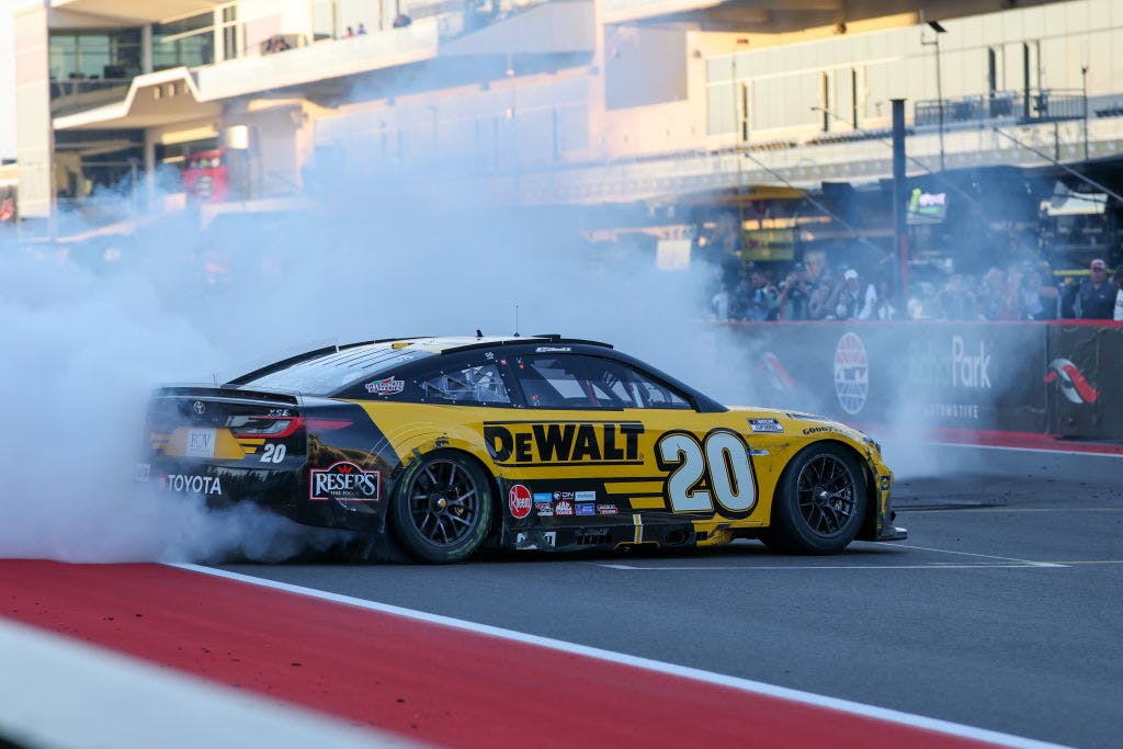 The S&P 500 is below its 200-day moving average after over half its members already broke down thumbnail