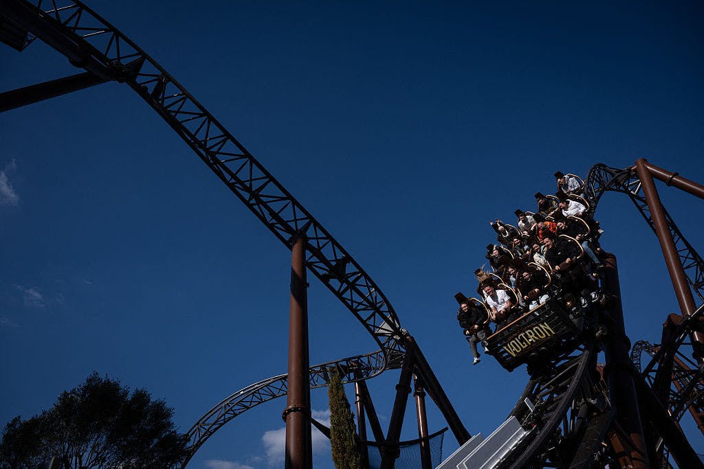 Traders are bracing for the most volatile earnings season since Covid thumbnail