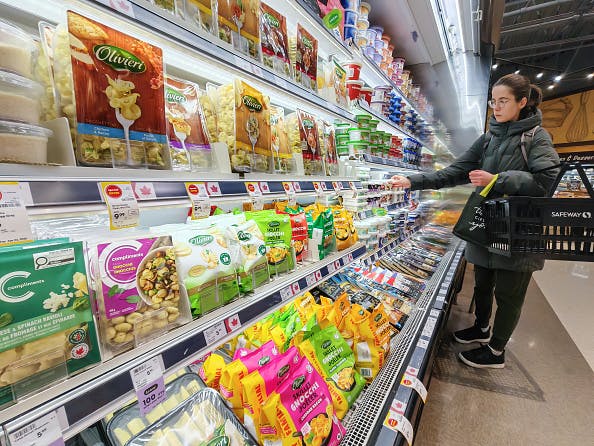 BofA: Cigarettes and Coca-Cola tend to hold up during recessions thumbnail