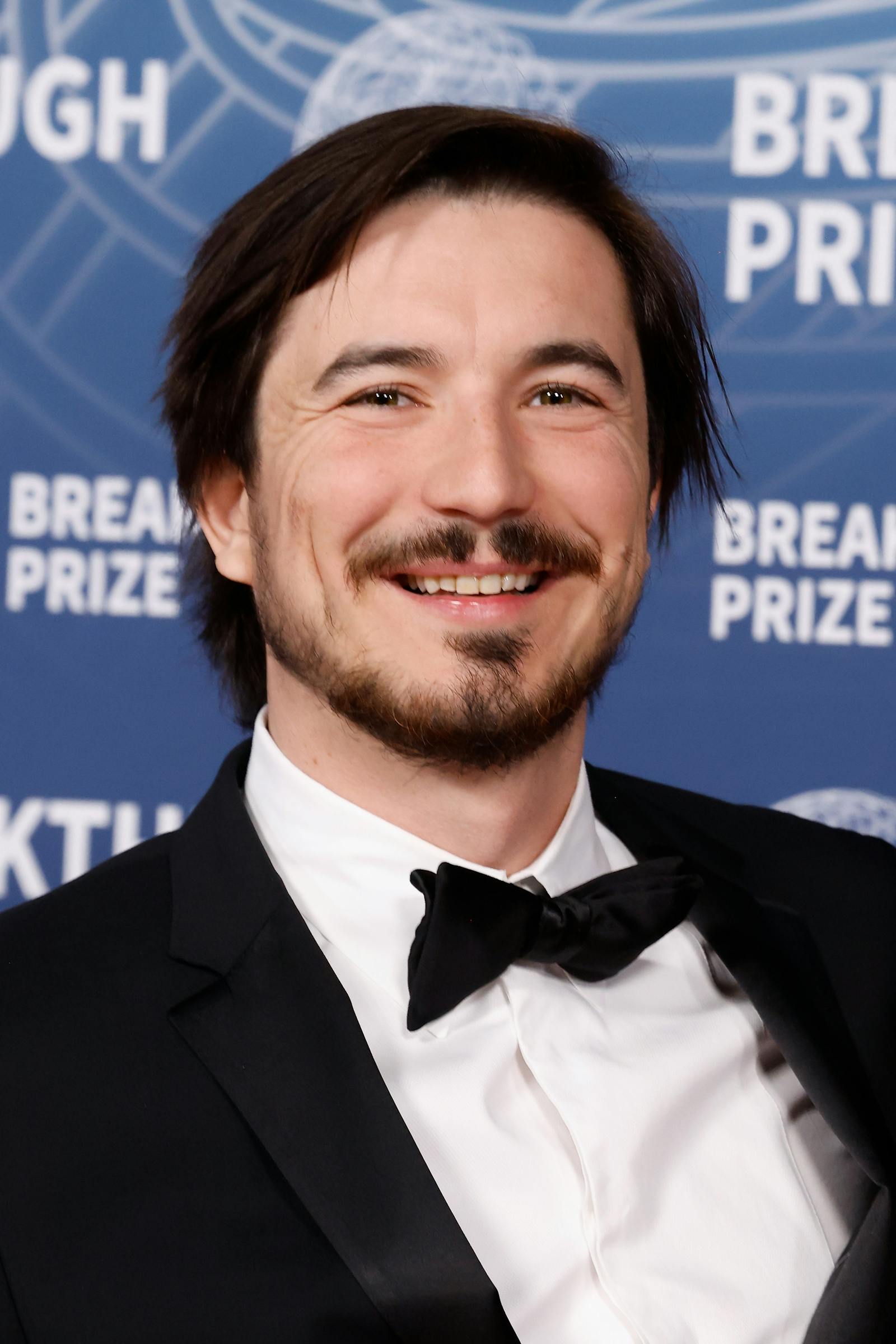 Robinhood, AppLovin, and Emcor pop on announcement of addition to S&P 500 thumbnail