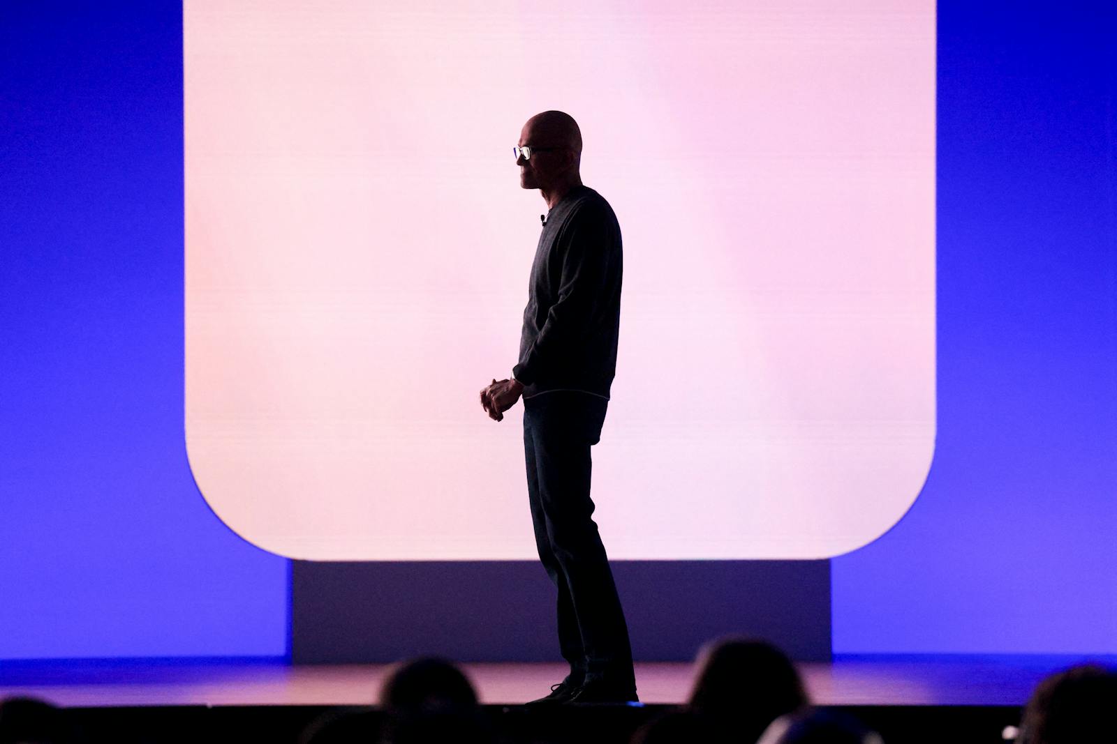 Wedbush hikes price target on Microsoft to $600, saying “AI set to change the cloud growth trajectory” thumbnail