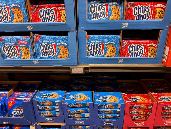 Snack giant Mondelez dips on muted outlook despite Q2 beat thumbnail