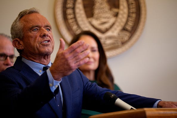 Trump admin is working to cut pharma ads: Report thumbnail