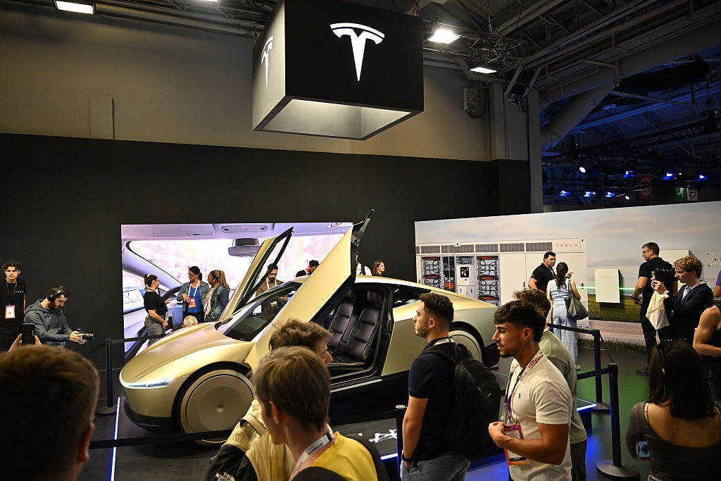 Here’s the lowdown on Tesla’s looming robotaxi launch, including where invites landed thumbnail