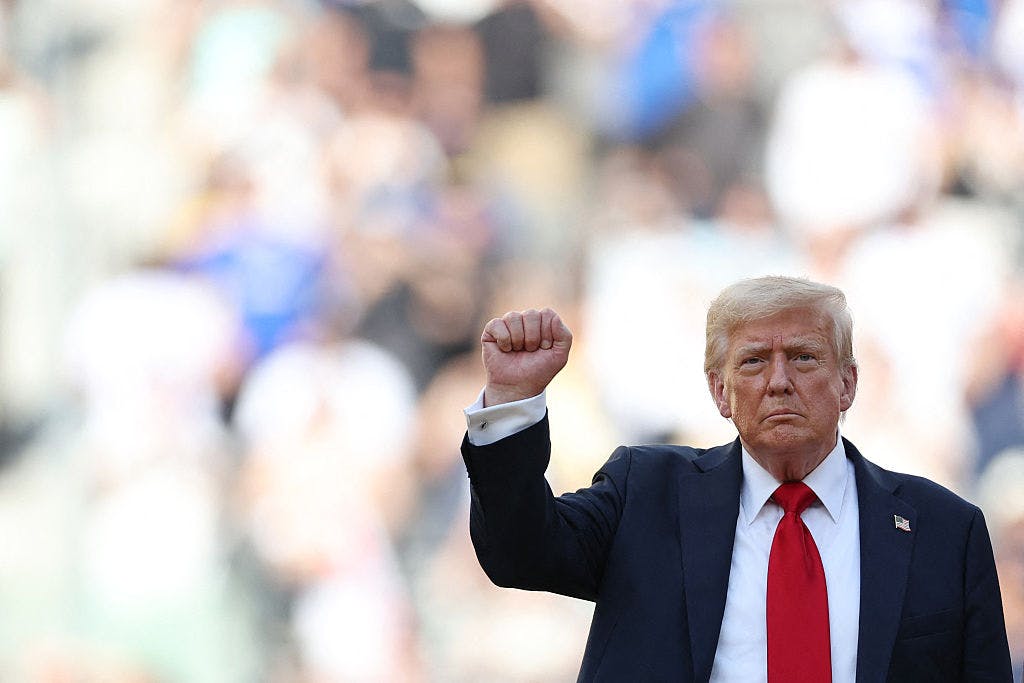 US stock futures slump as Trump announces tariff hikes on the European Union, Mexico thumbnail