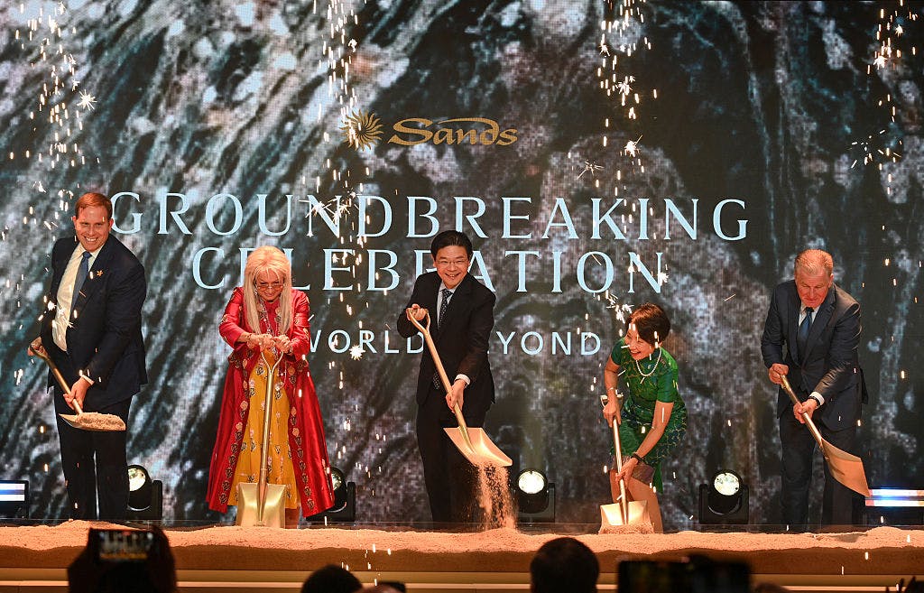 Las Vegas Sands soars as Q3 earnings beat and Macau momentum fuel analyst optimism thumbnail