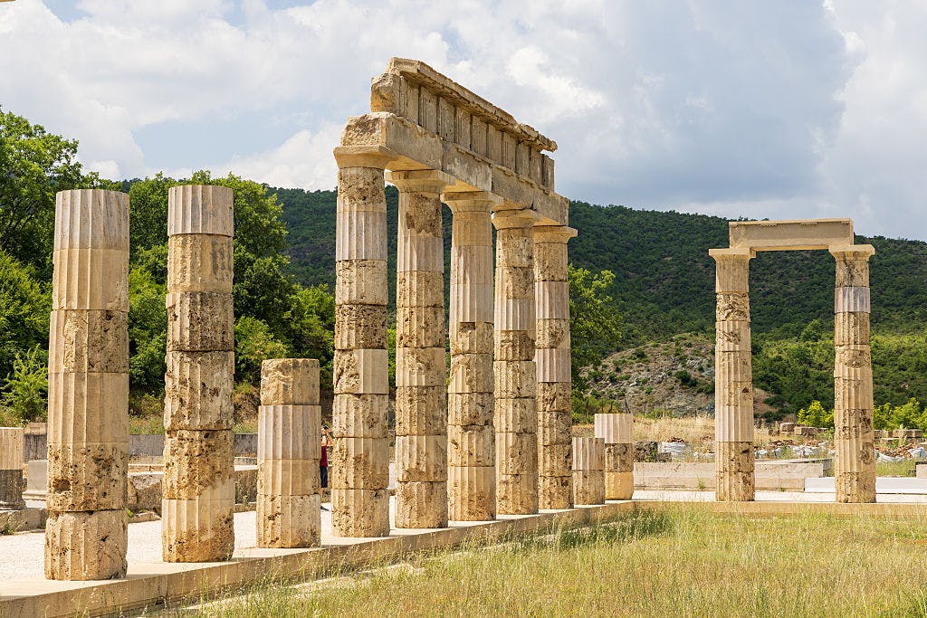 The same force that’s made meme stocks crazy is also keeping the stock market from going bonkers thumbnail