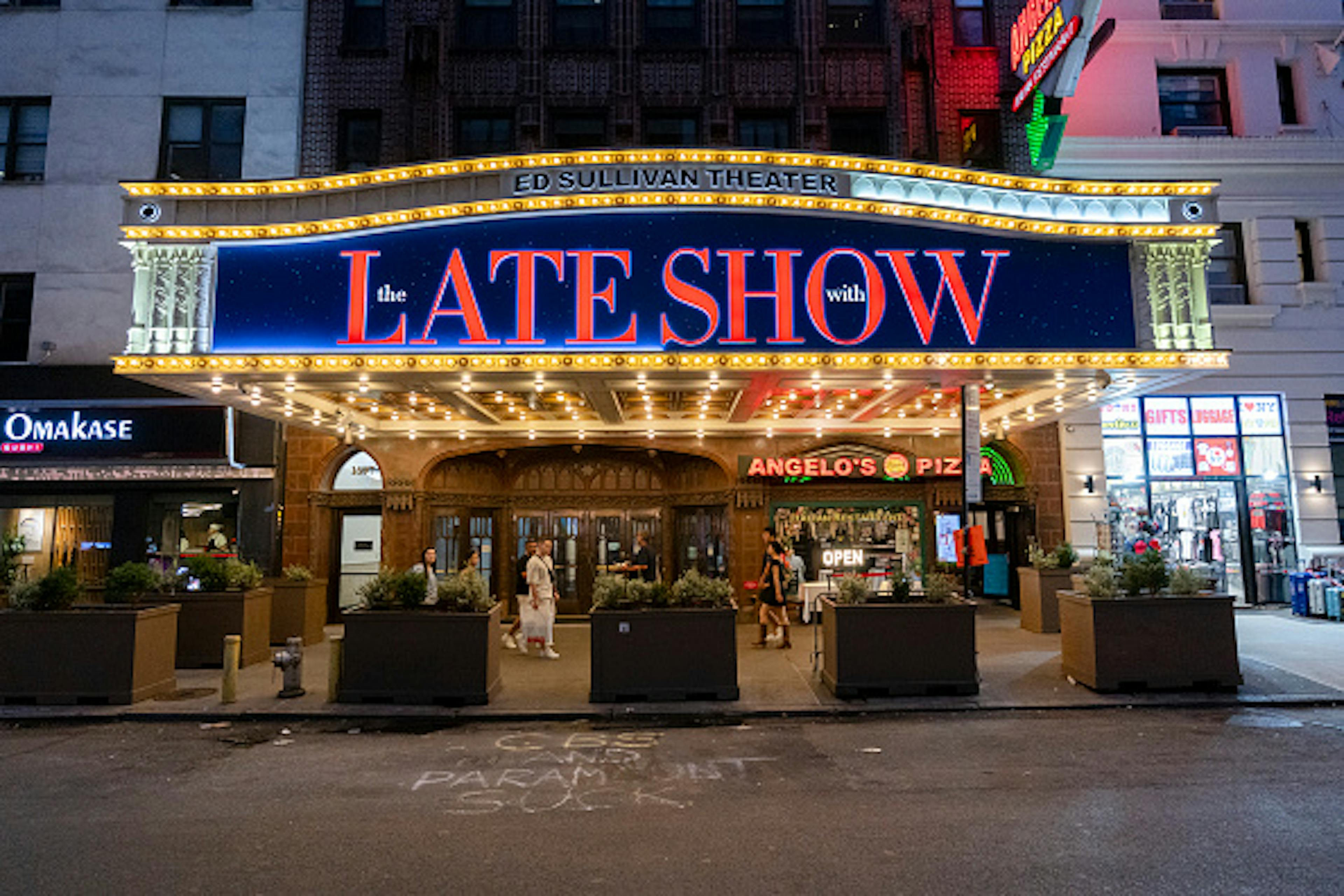 New York City Exteriors And Landmarks