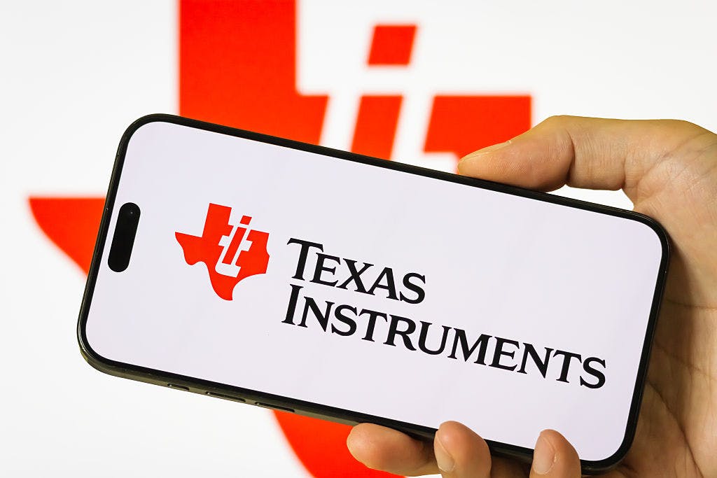 Texas Instruments slumps on disappointing Q4 revenue and profit outlook thumbnail
