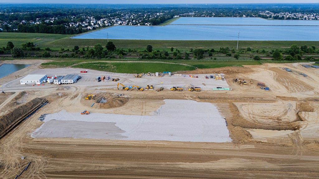 Applied Digital whipsaws after posting quarterly revenue beat in Q1 thumbnail