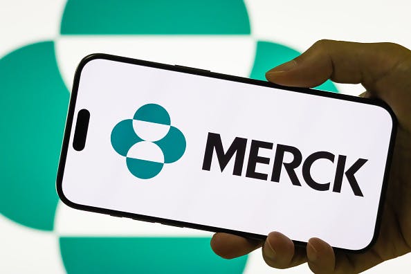 Merck slips despite earnings beat, says it will cut $3 billion in costs thumbnail