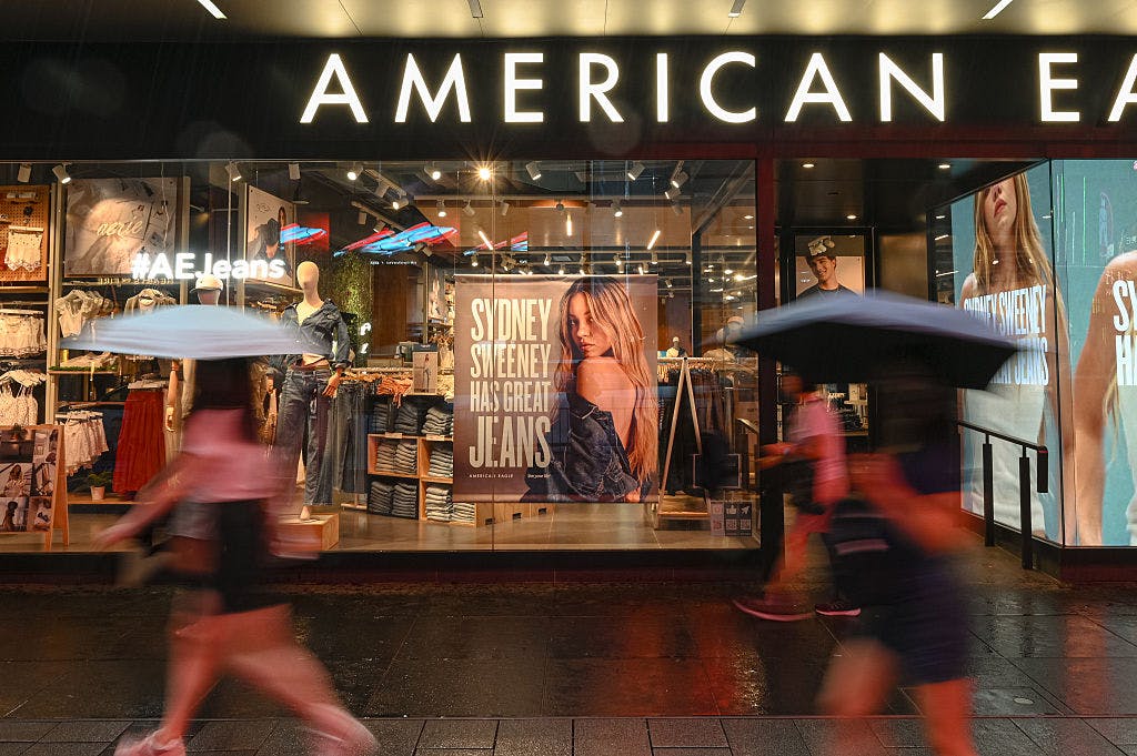 American Eagle tumbles after BofA says Sydney Sweeney boost won’t beat tariffs thumbnail